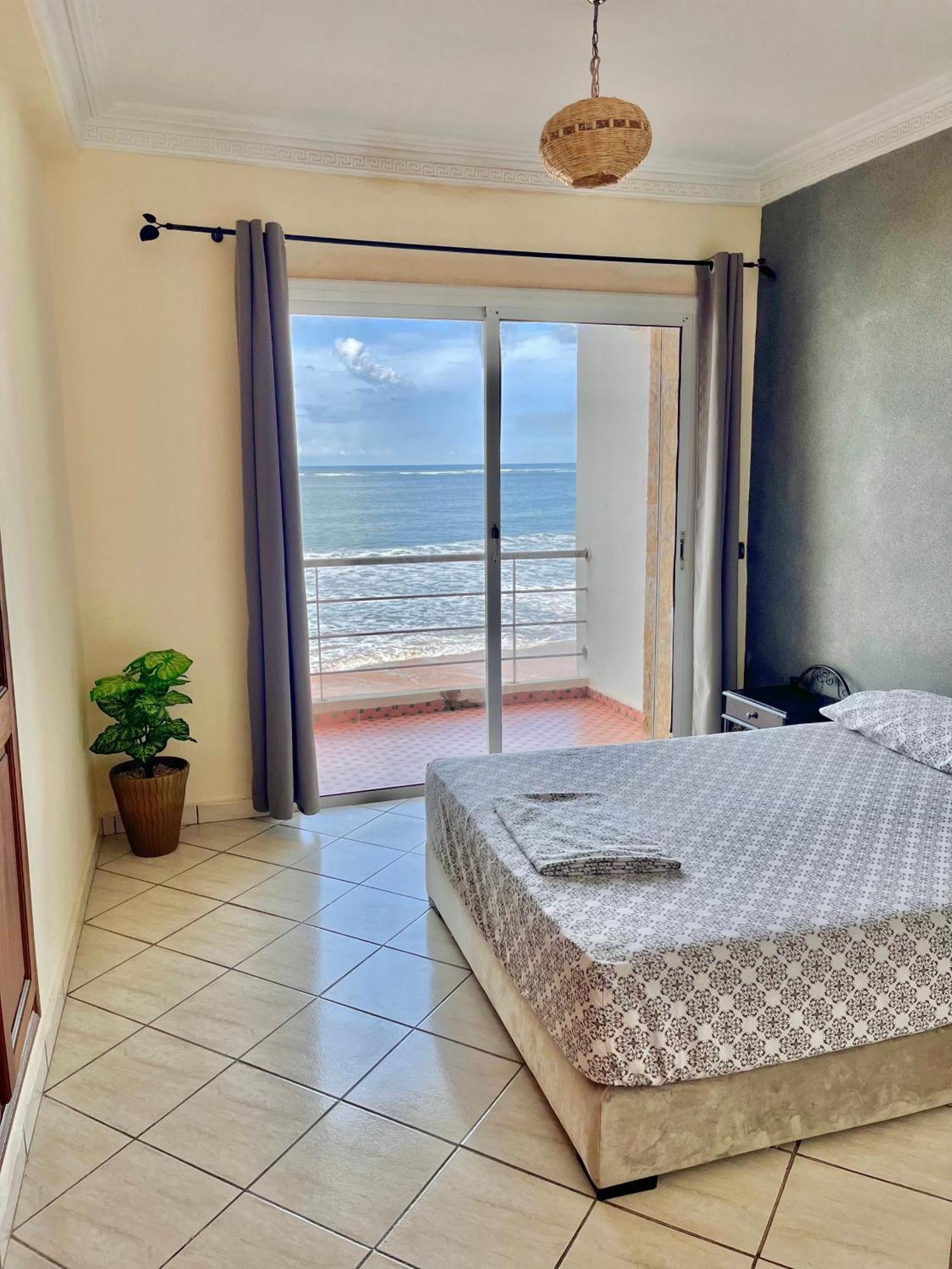 Splendid Beachfront Villa In Sidi Bouzid Beach With Pool Douar Ourlali Екстериор снимка
