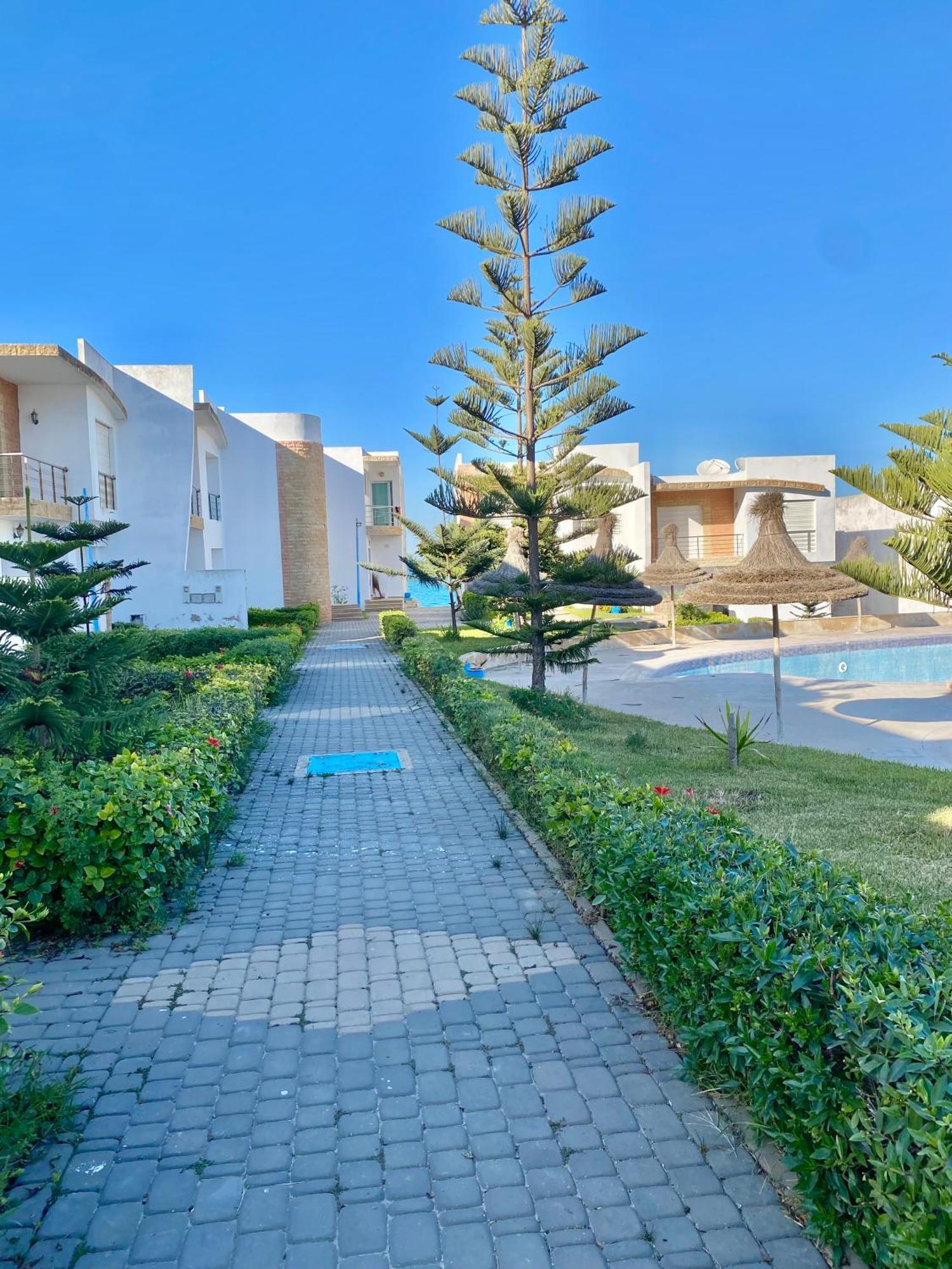Splendid Beachfront Villa In Sidi Bouzid Beach With Pool Douar Ourlali Екстериор снимка