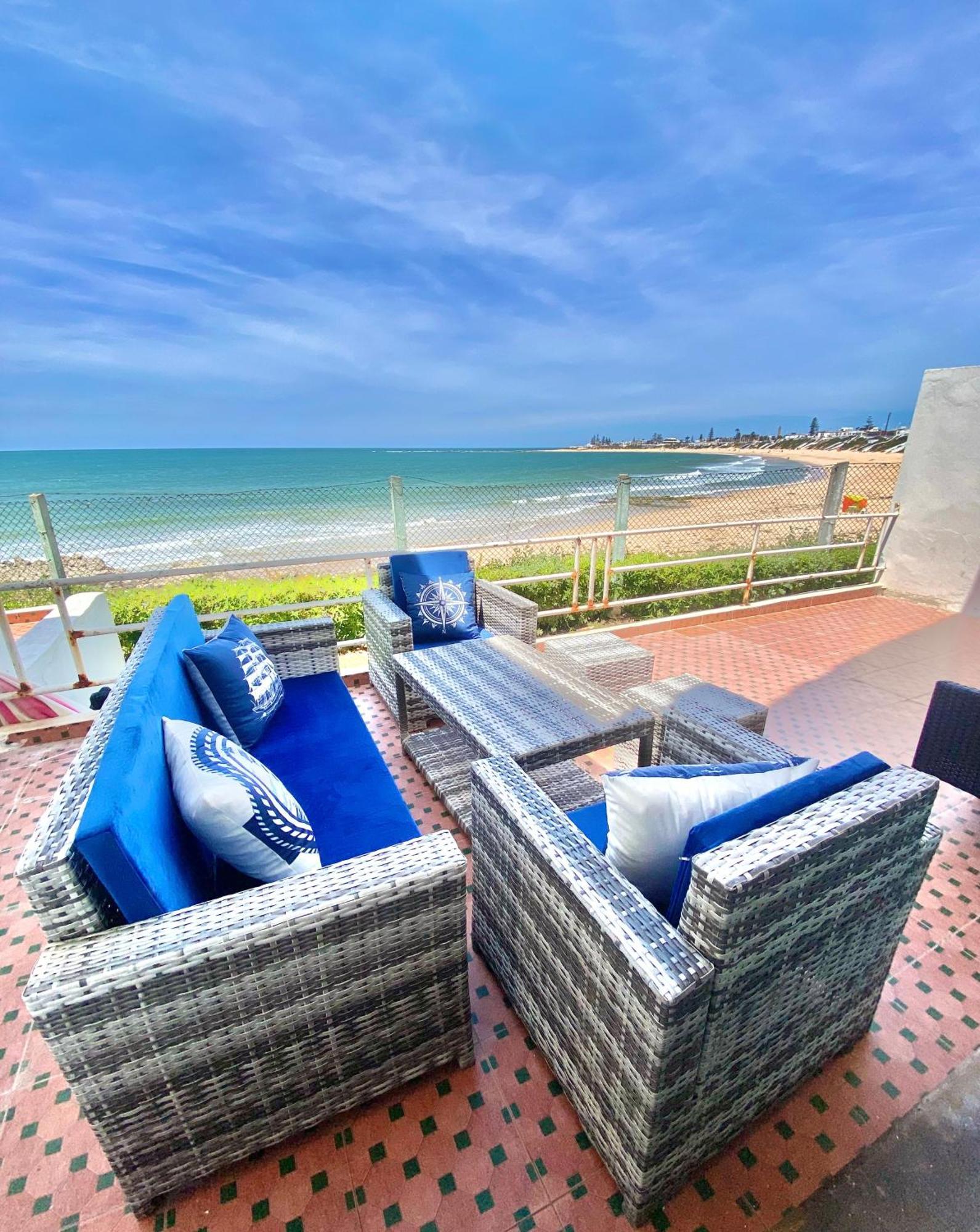 Splendid Beachfront Villa In Sidi Bouzid Beach With Pool Douar Ourlali Екстериор снимка